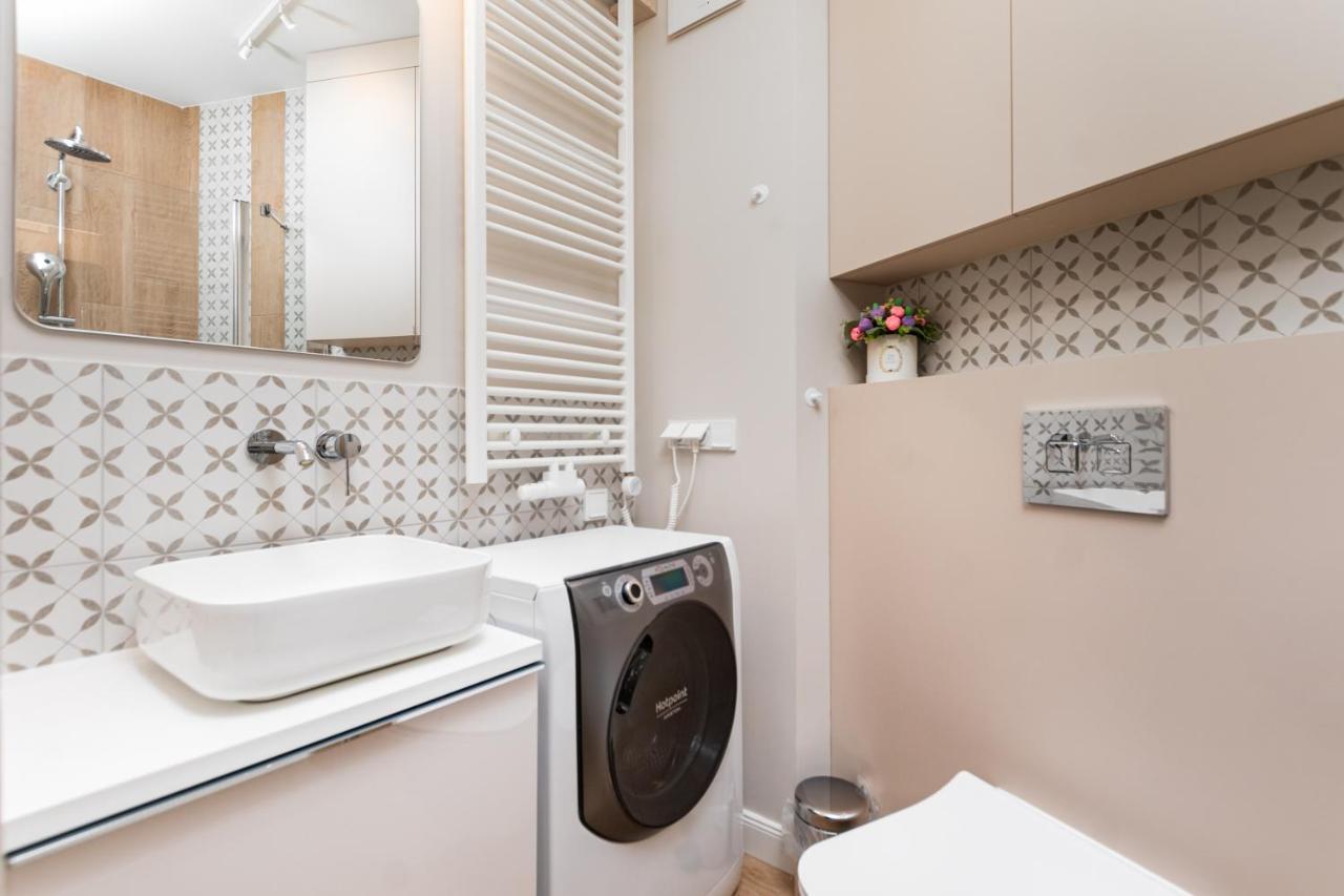Apartament Solidarnosci By Your Freedom Варшава Экстерьер фото