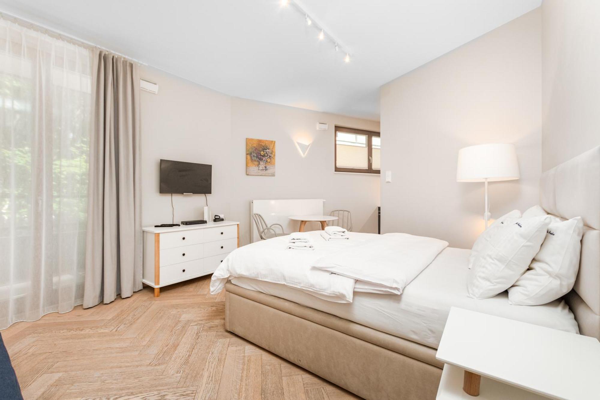 Apartament Solidarnosci By Your Freedom Варшава Экстерьер фото